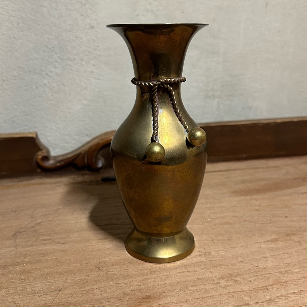 Vintage brass Vase with Rope Accent‎